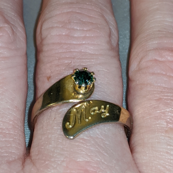 Vintage Emerald/May Ring - Picture 9 of 12